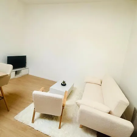 Chill House